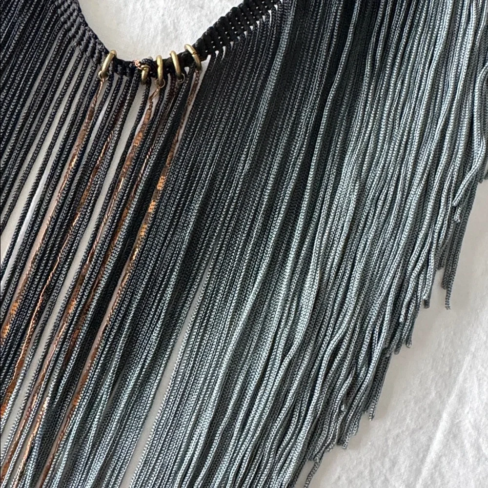 STUNNING VINTAGE FREE PEOPLE FRINGE NECKLACE - Picture 2 of 3